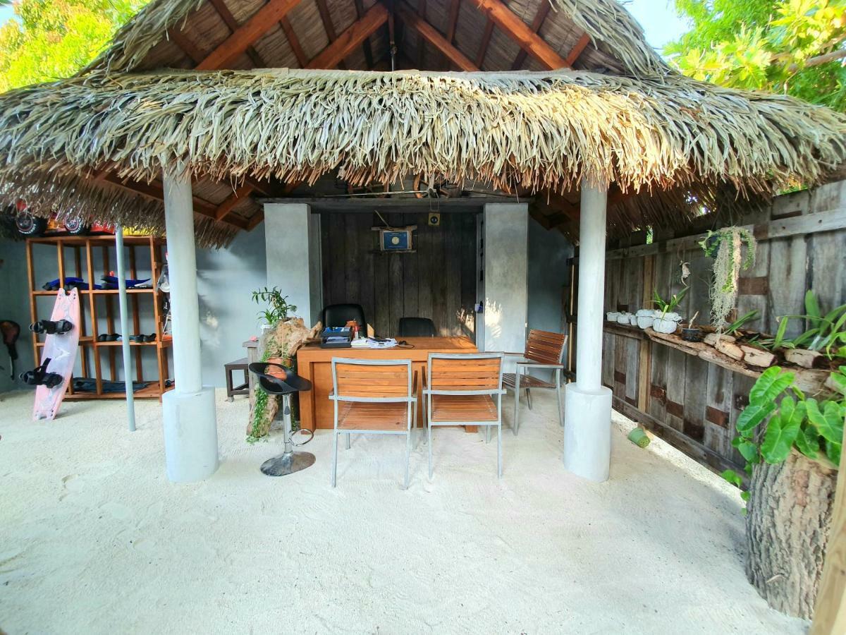 Brickwood Holiday Home Rasdhoo Luaran gambar